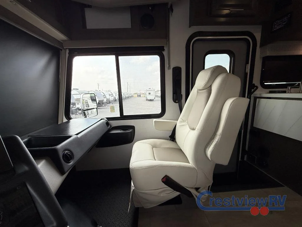 2026 Forest River Georgetown 5 Series 34M5 photo 24