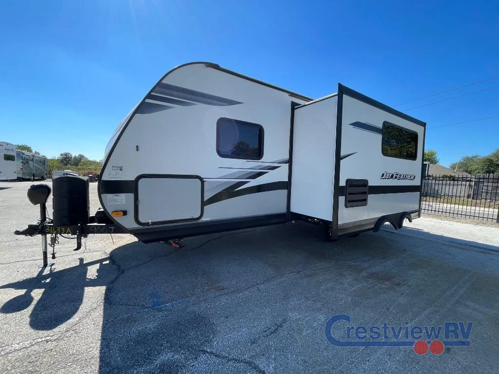 2023 Jayco Jay Feather 22RB photo 6