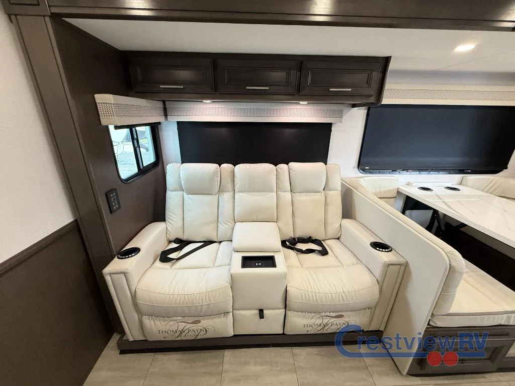 2026 Forest River Georgetown 5 Series 34M5 photo 9