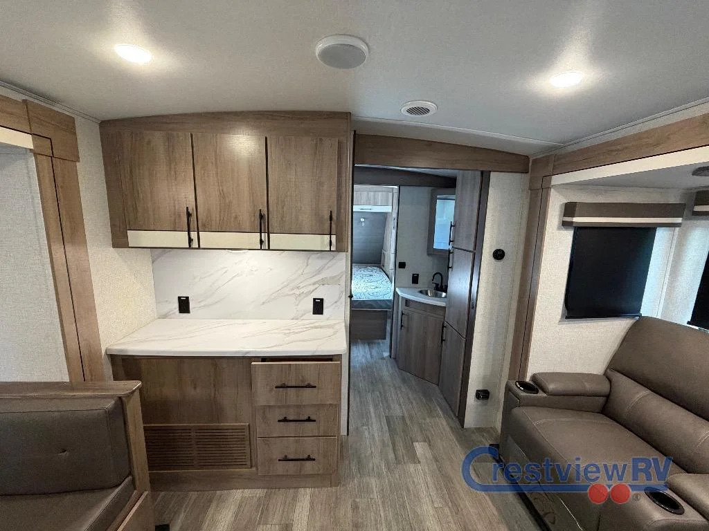 2024 Grand Design Imagine 3210BH photo 18