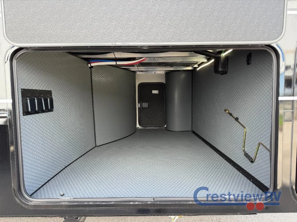 2026 Keystone RV Alpine Avalanche Edition 381DL photo 29
