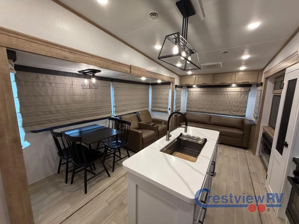 2024 Keystone Arcadia 3260RL photo 15