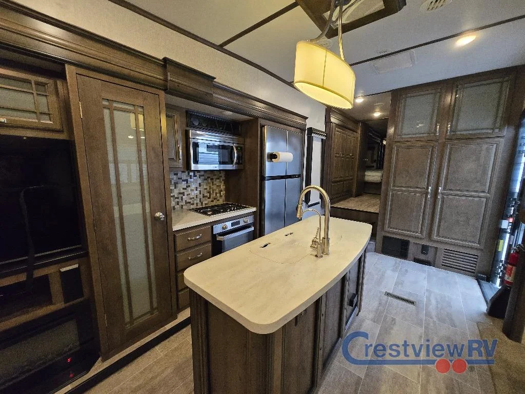 2020 Keystone Montana 3720RL photo 9