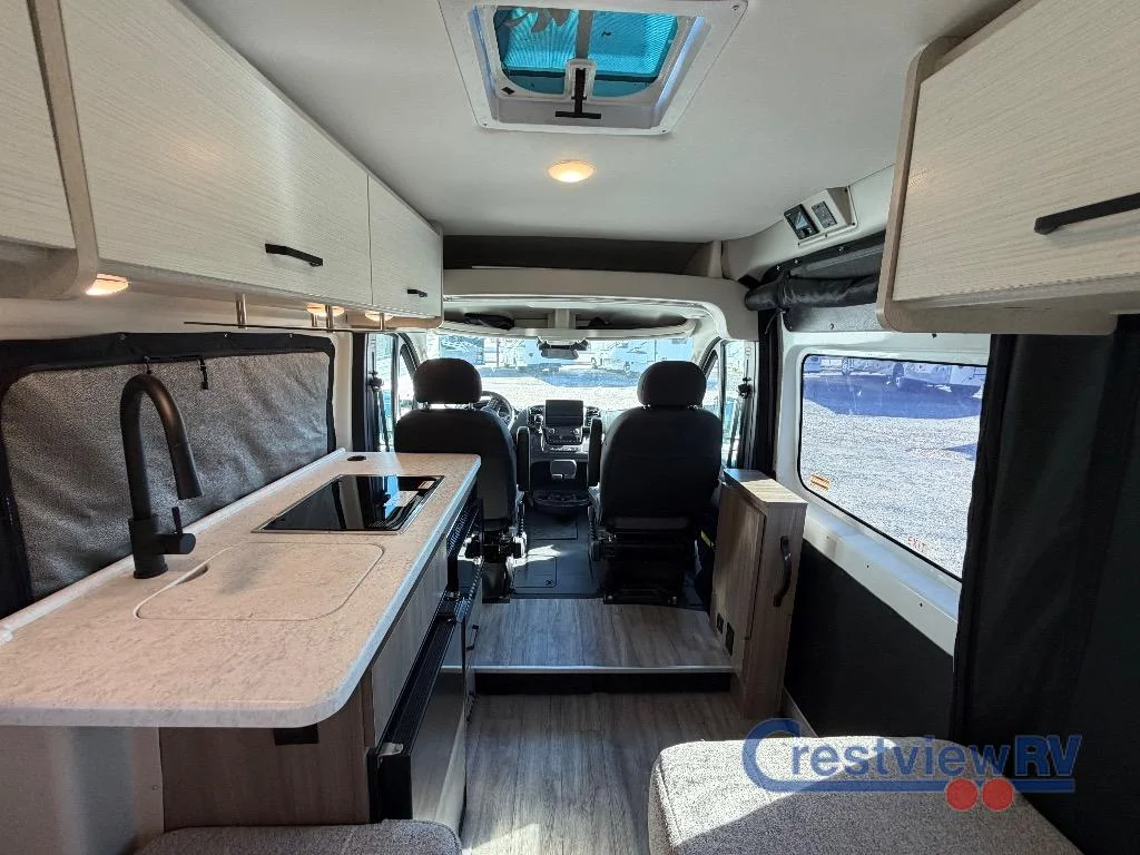 2024 Thor Motor Coach Dazzle 2LB photo 22
