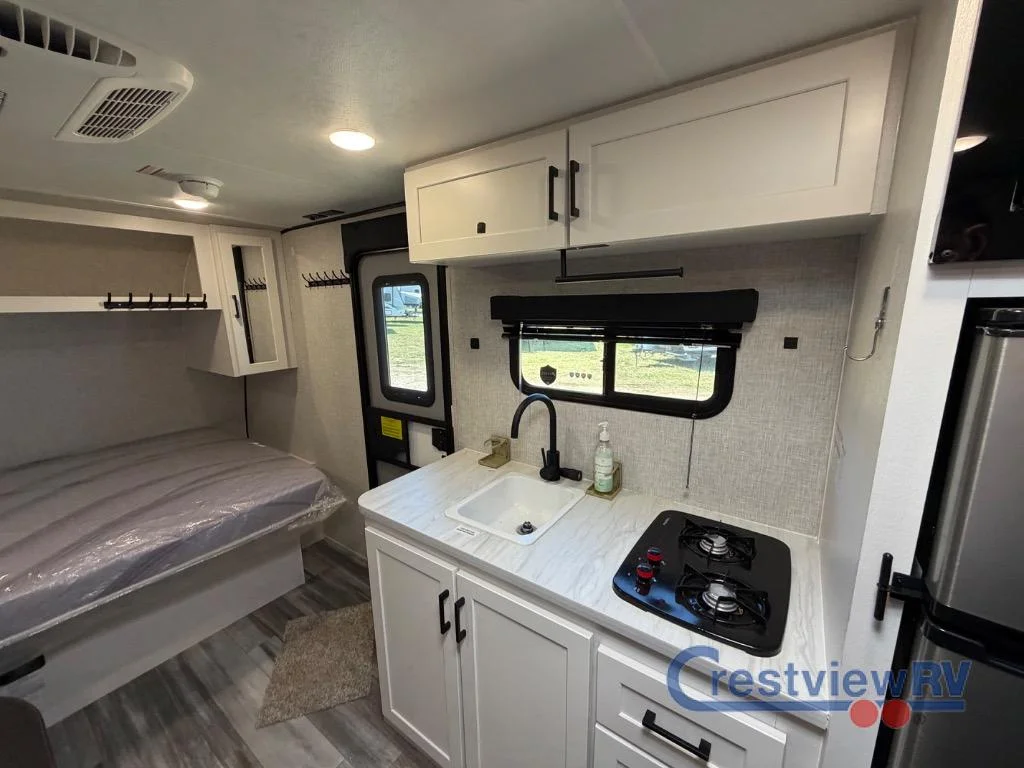2025 Jayco Jay Feather Air SL 17BHSL photo 18