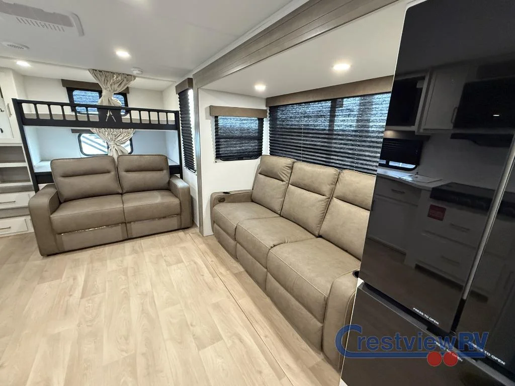 2026 Grand Design Transcend 265BHT photo 8