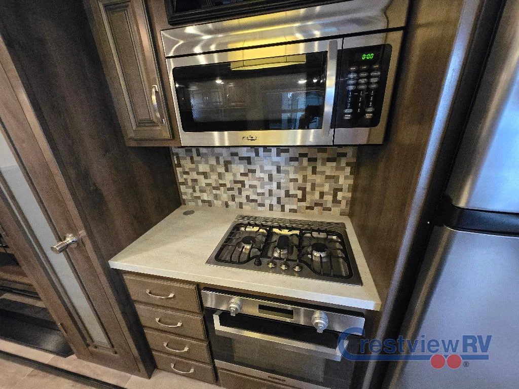 2020 Keystone Montana 3720RL photo 11
