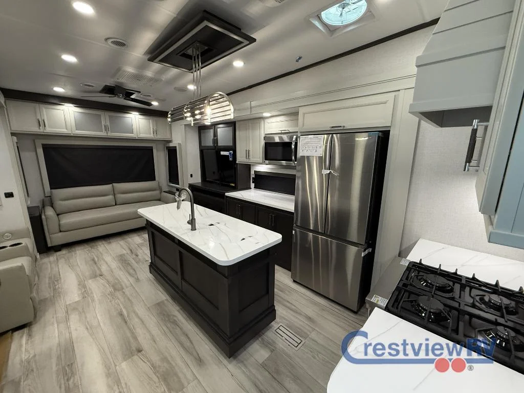 2026 Keystone RV Alpine 3303CK photo 5