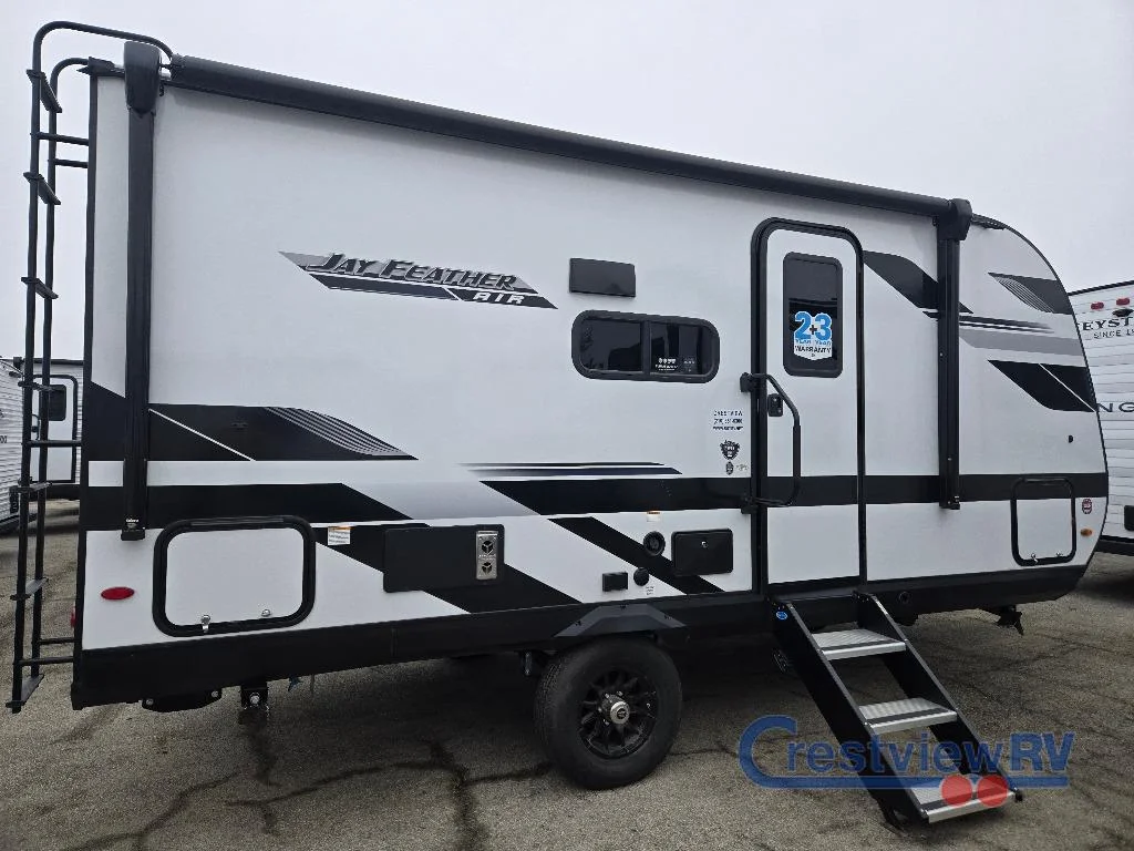 2026 Jayco Jay Feather Air 18FBS photo 4