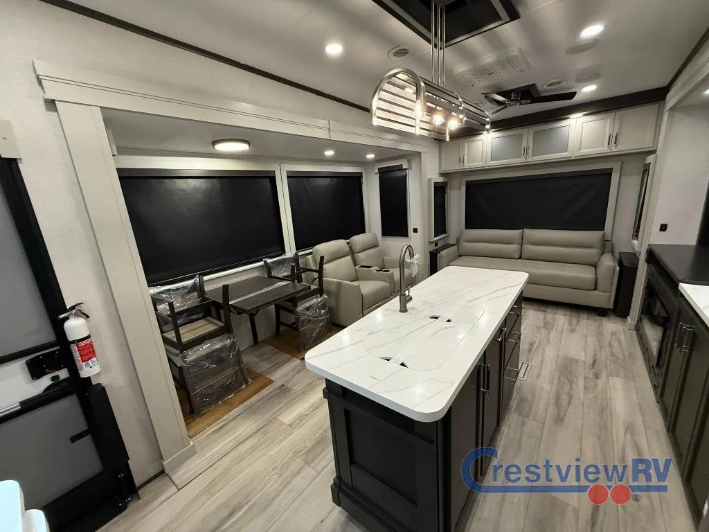 2026 Keystone RV Alpine 3303CK photo 6