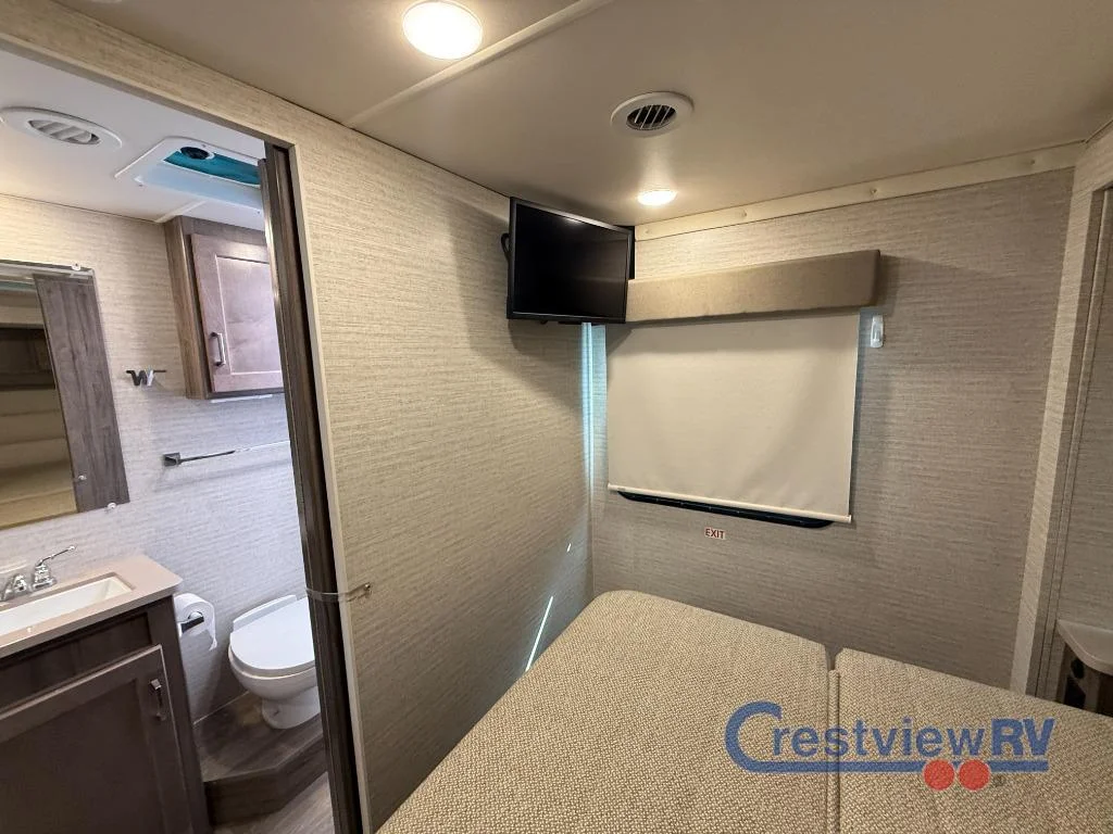 2025 Winnebago Minnie Winnie 26T photo 16