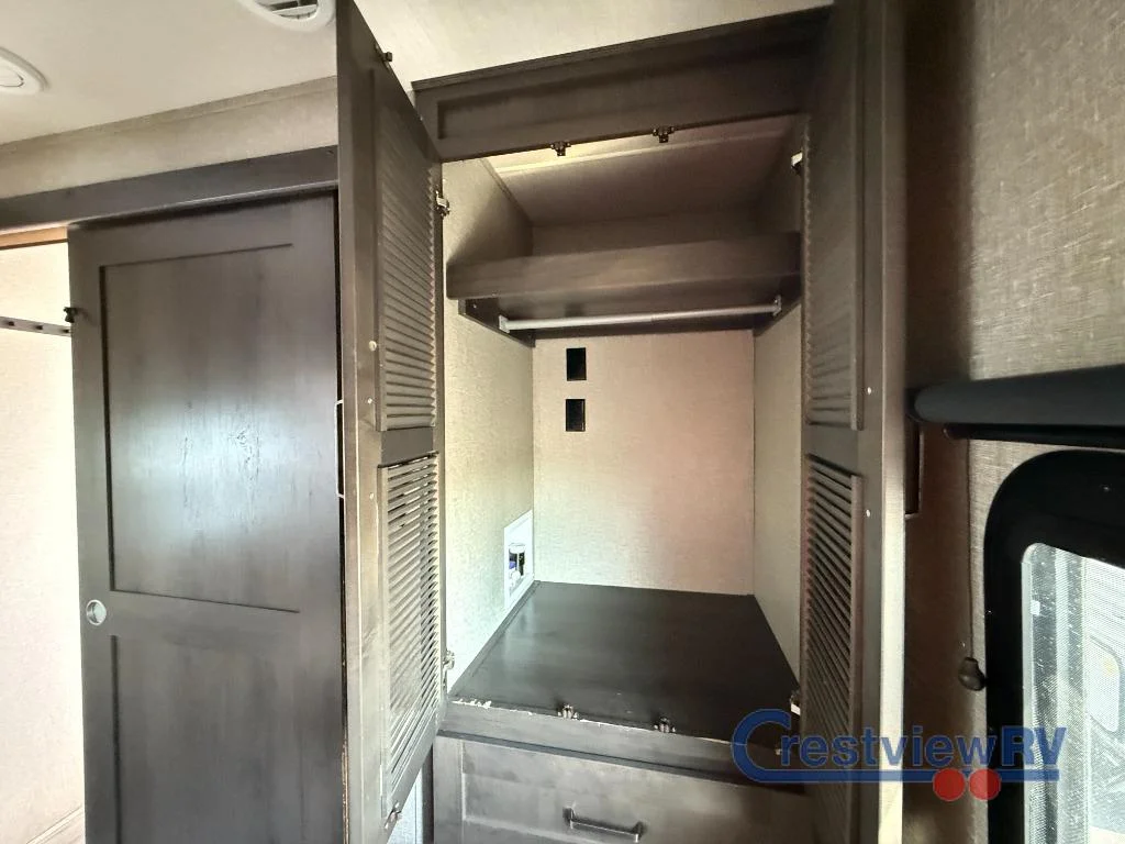 2022 Grand Design Reflection Travel Trailer photo 25