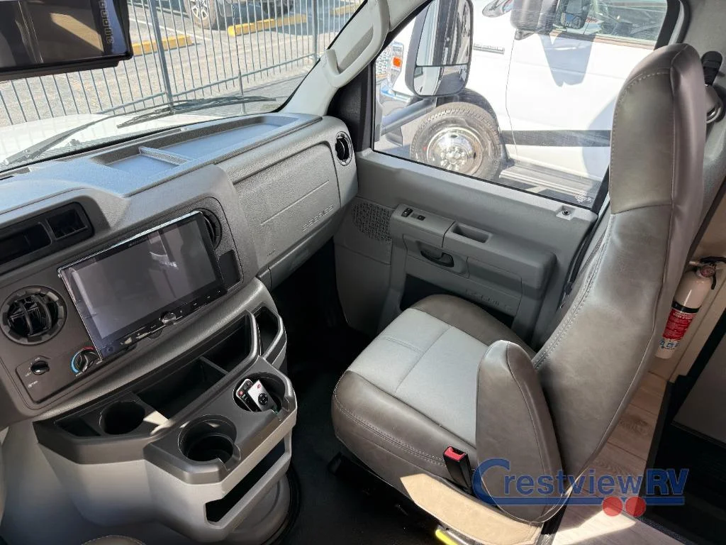 2025 Coachmen Leprechaun 220XG Ford 350 photo 29