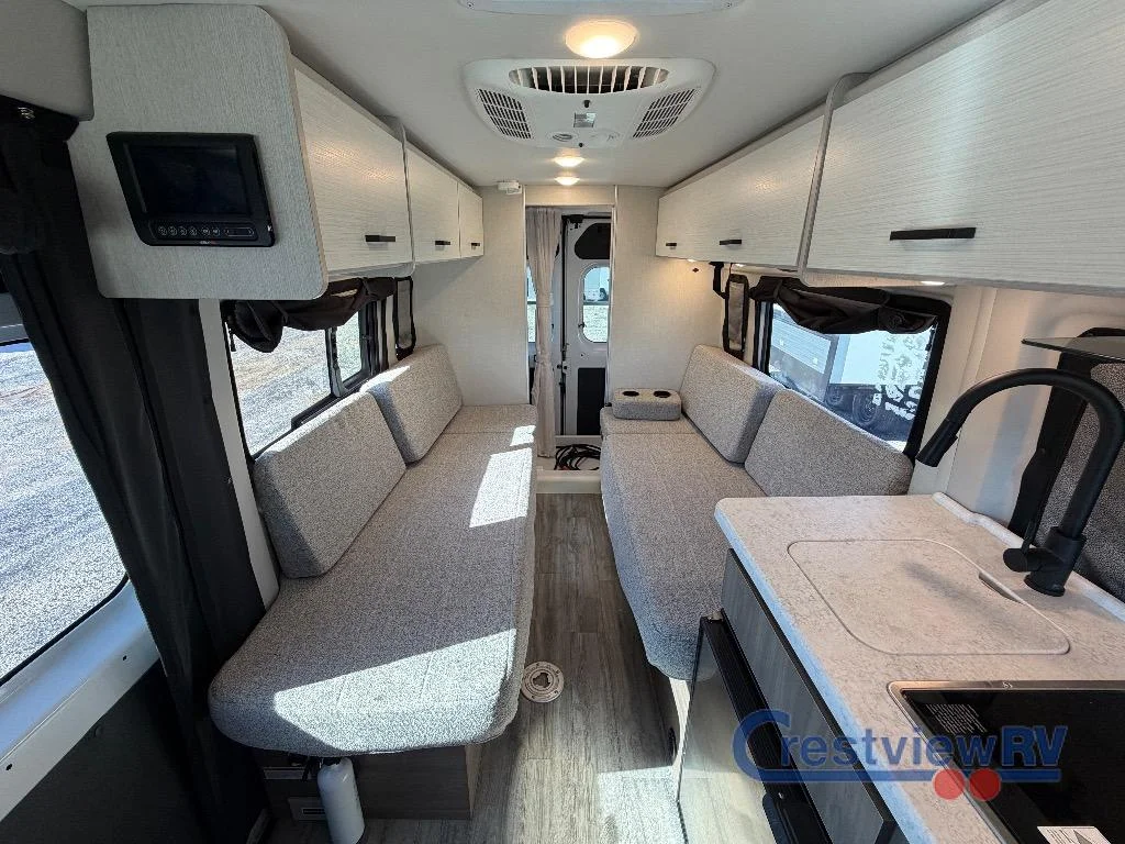 2024 Thor Motor Coach Dazzle 2LB photo 12