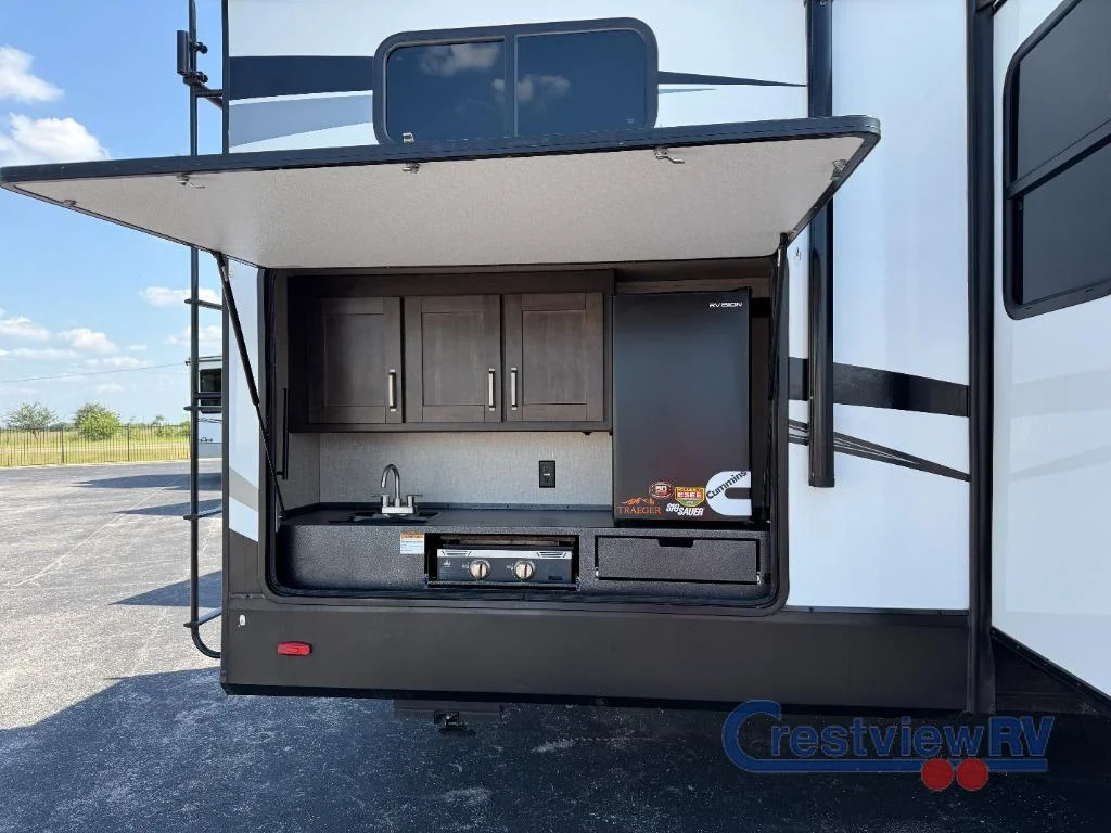 2022 Grand Design Reflection Travel Trailer photo 29