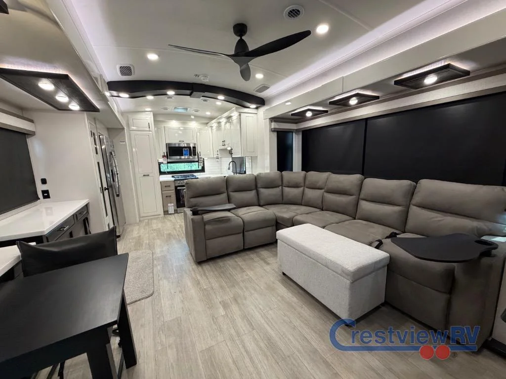 2026 Jayco Pinnacle 38FBRK photo 17