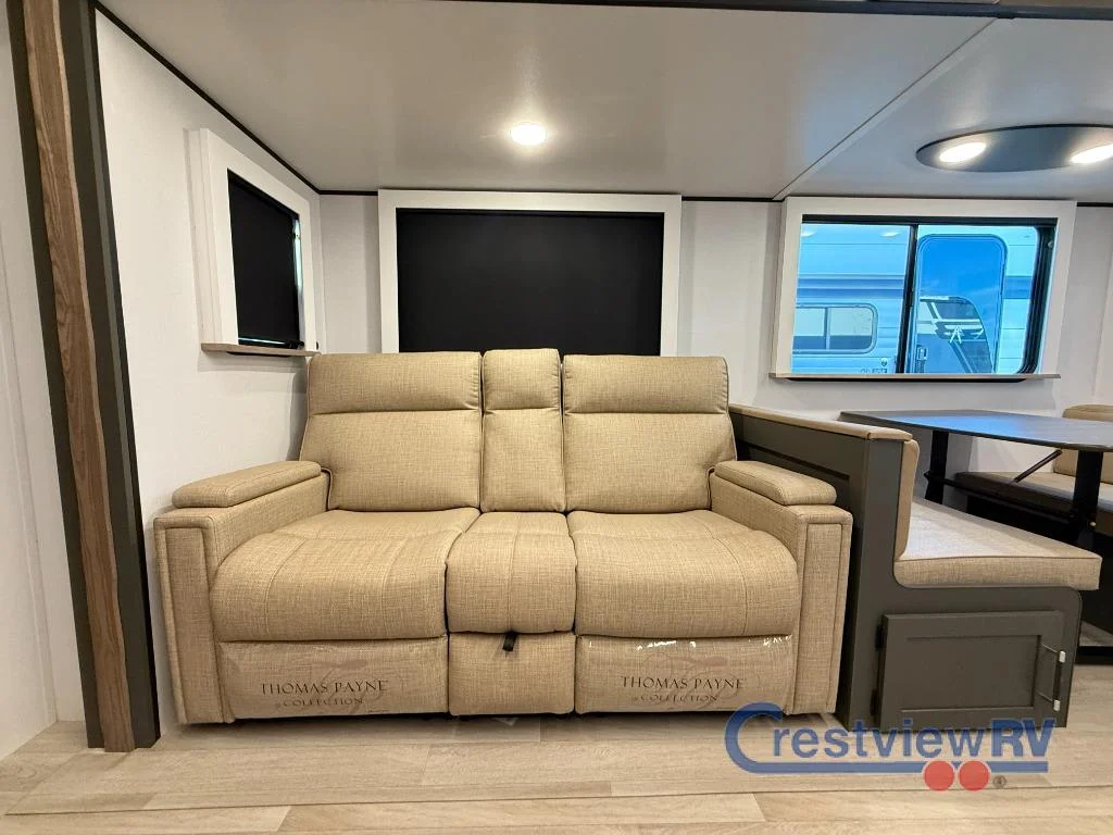 2026 Keystone Bullet 330BKQ photo 9