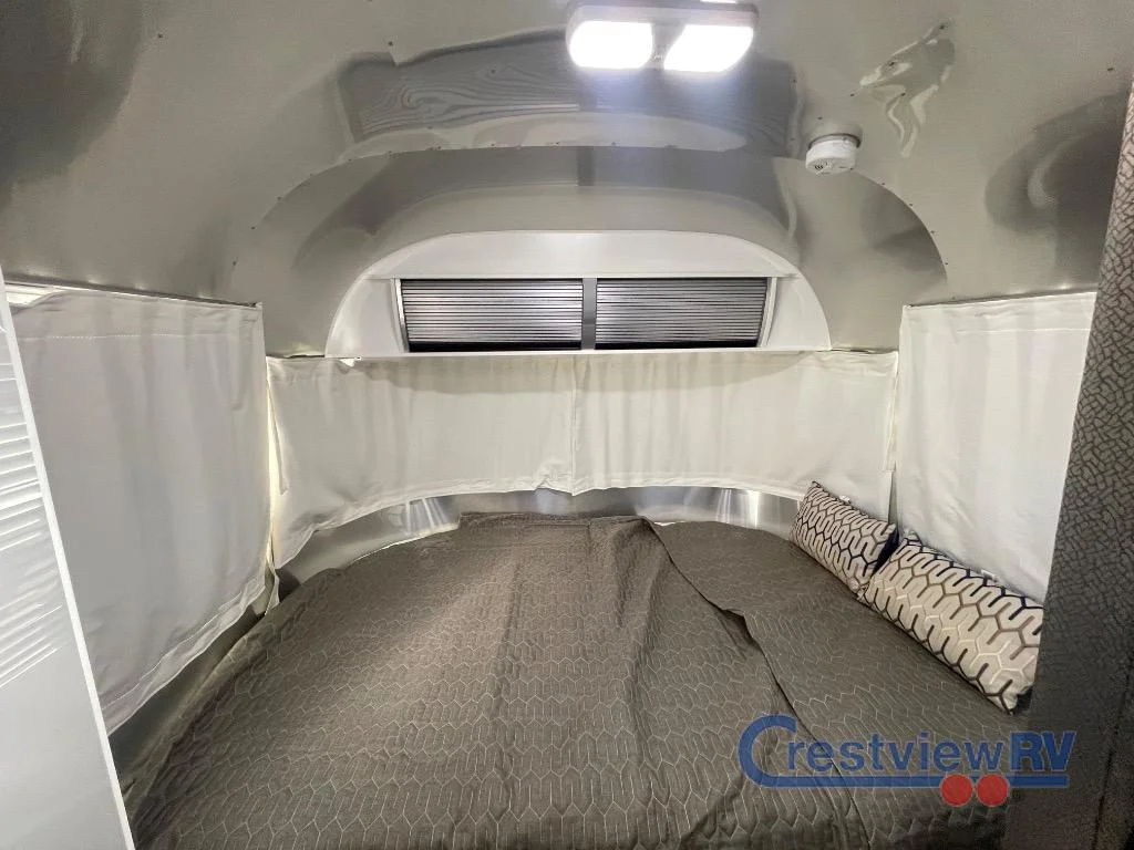 2019 Airstream Sport 22FB photo 18