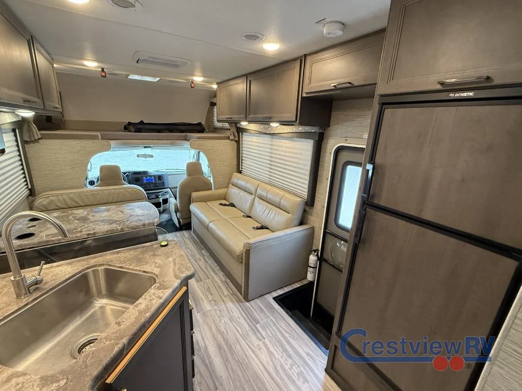 2024 Thor Motor Coach Four Winds 28A photo 4