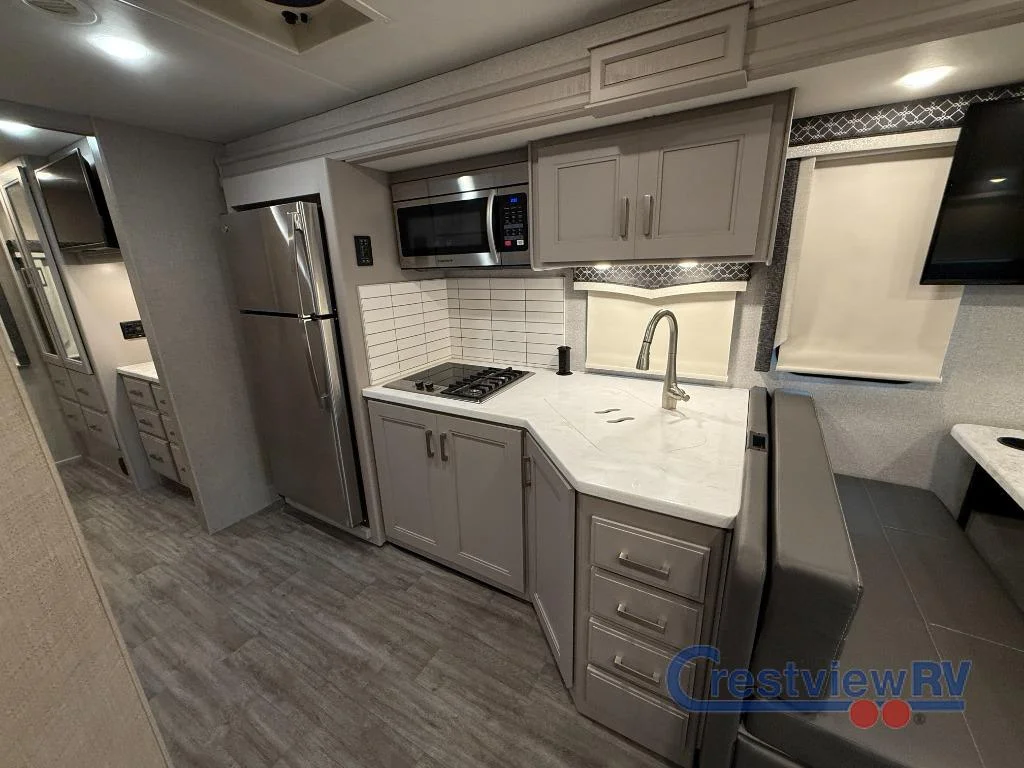 2024 Thor Motor Coach Magnitude XG32 photo 14