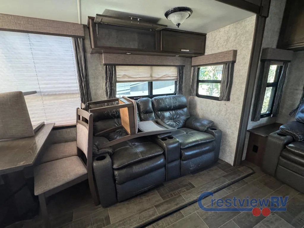 2017 Highland Ridge RV Open Range Roamer RF348RLS photo 11