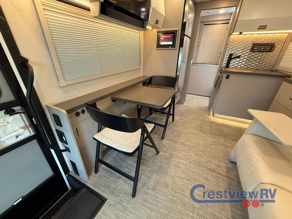 2025 Winnebago Navion 24T photo 17