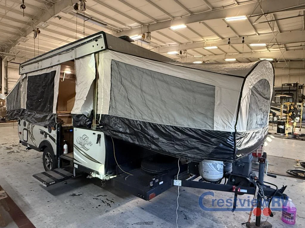 2018 Coachmen Clipper 1285SST Classic photo 8