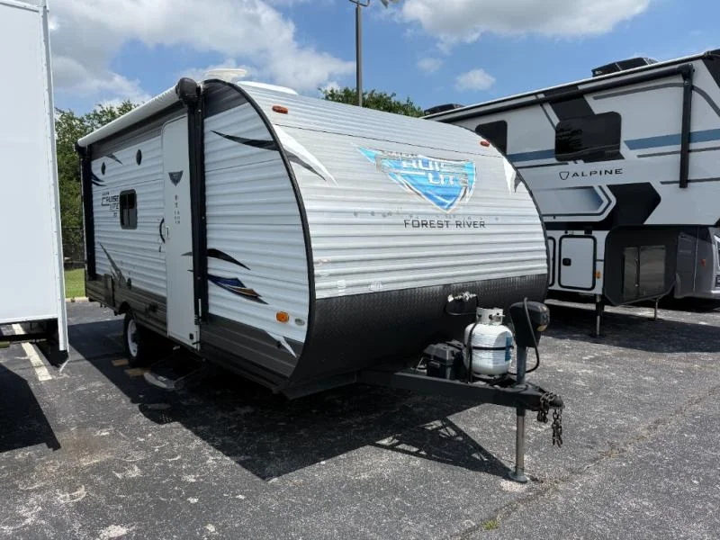 2017 Forest River Salem Cruise Lite FSX 196BH thumb 1