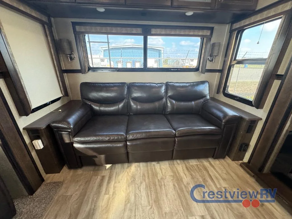 2019 Grand Design Solitude 310GK R photo 19