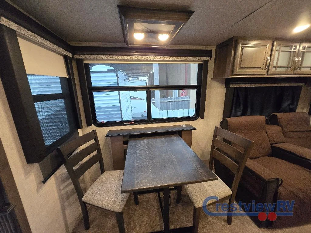 2020 Keystone Montana 3720RL photo 13