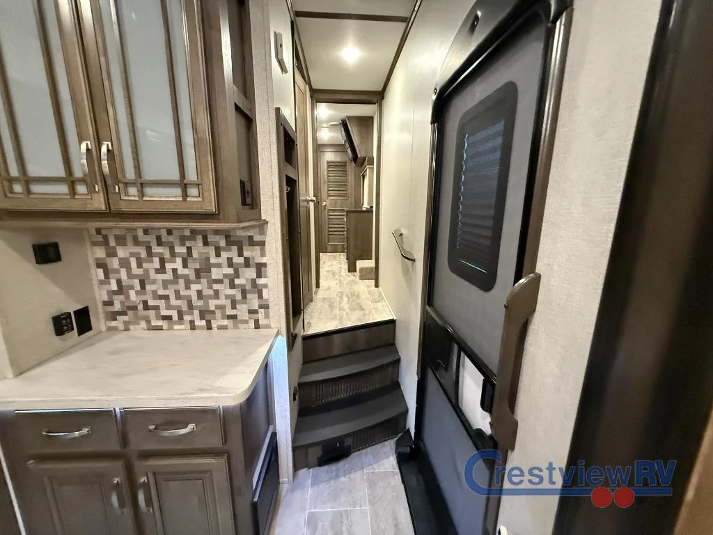 2019 Keystone RV Montana 3120RL photo 16