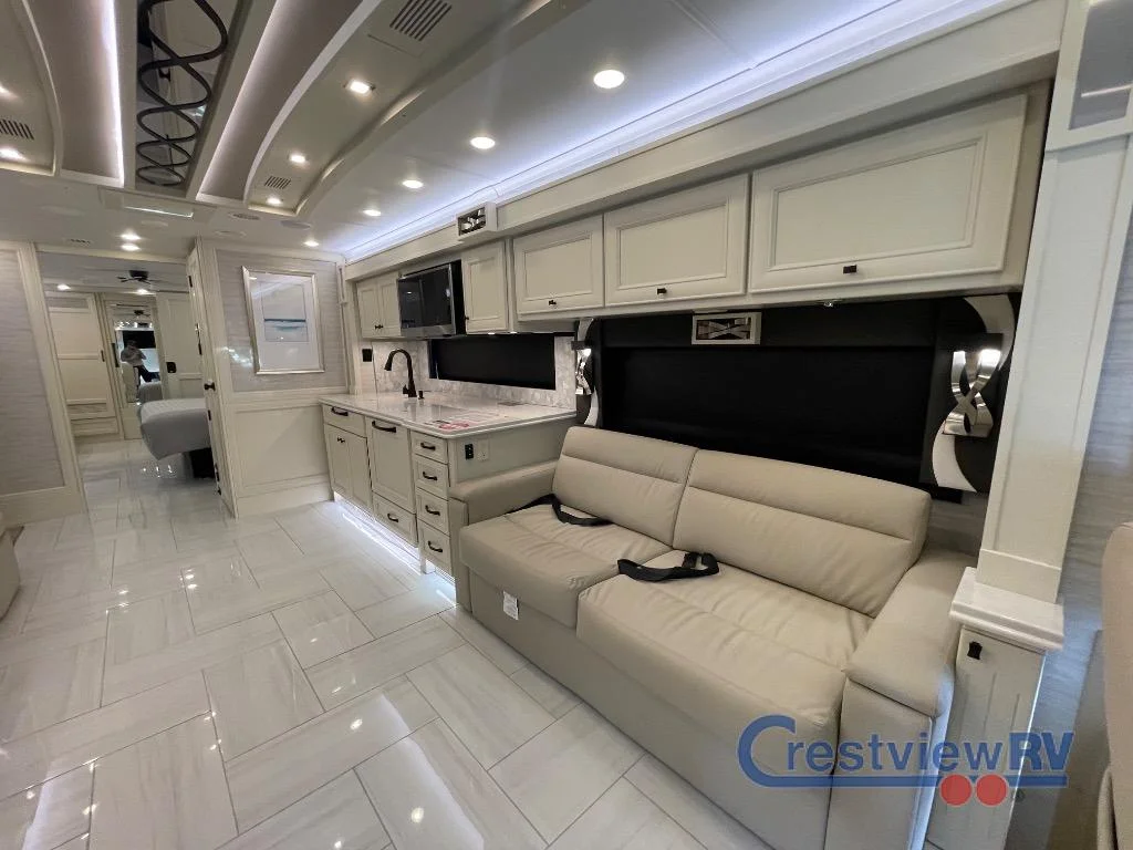 2026 Tiffin Motorhomes Phaeton 40 IH photo 24