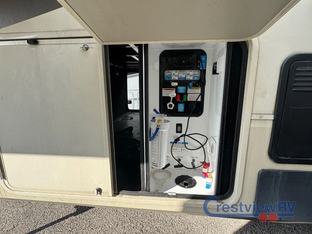 2019 Grand Design Solitude 310GK R photo 9