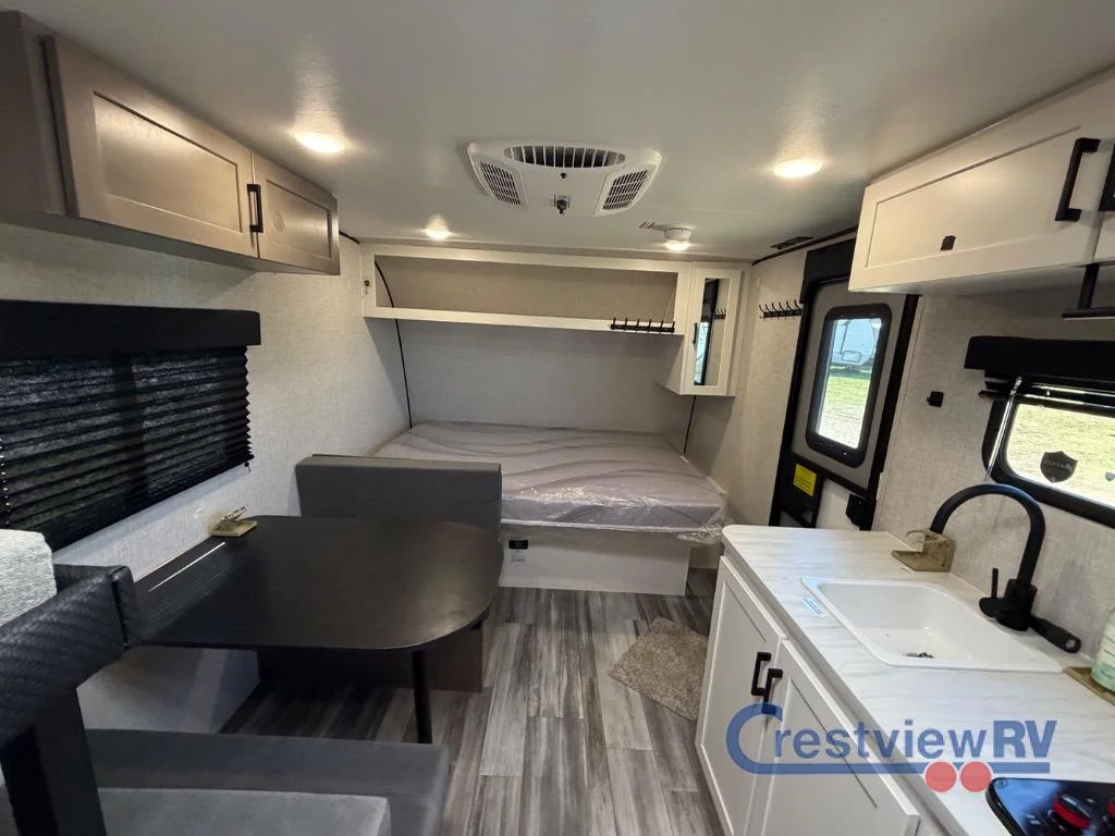 2025 Jayco Jay Feather Air SL 17BHSL photo 17