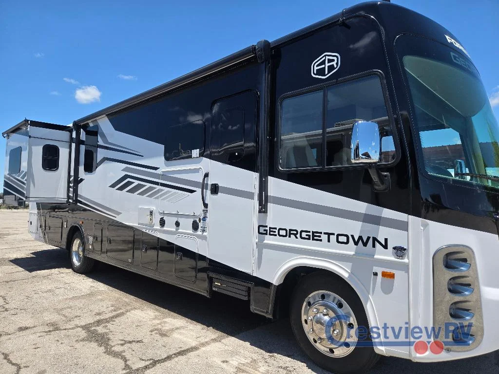 2026 Forest River Georgetown 5 Series 34M5 photo 4
