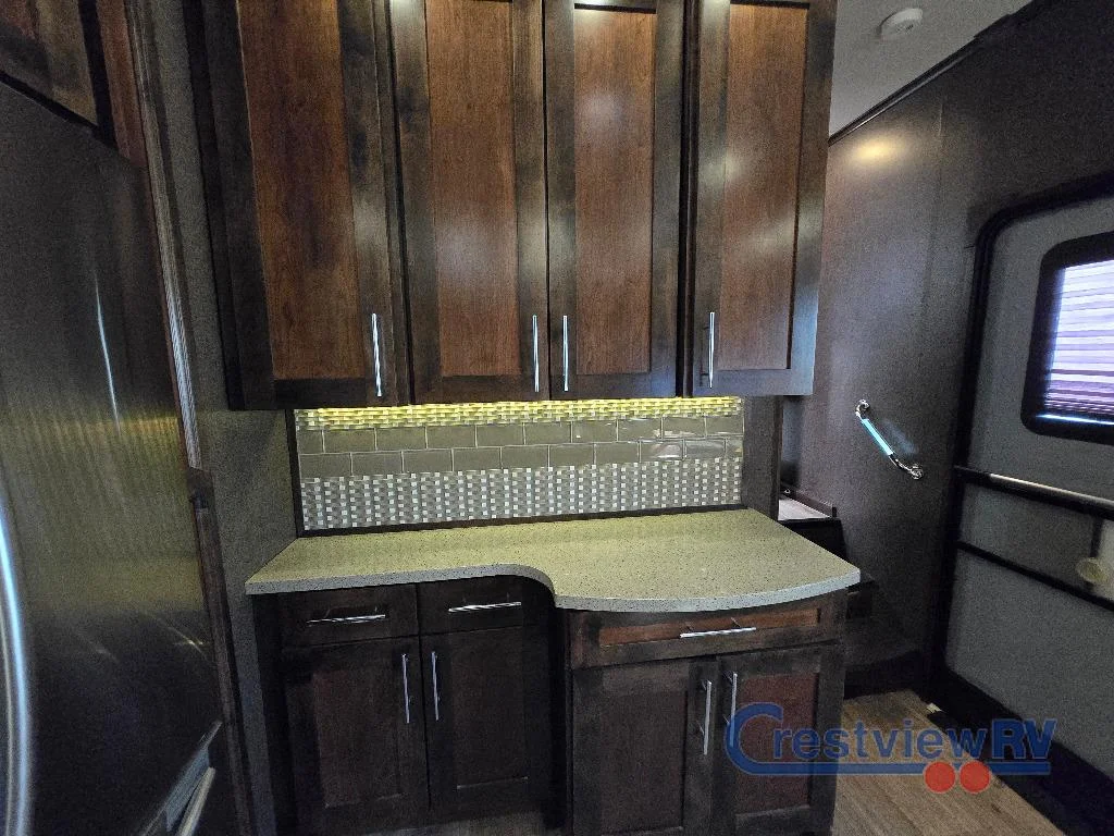 2017 VanLeigh RV Vilano 365RL photo 21