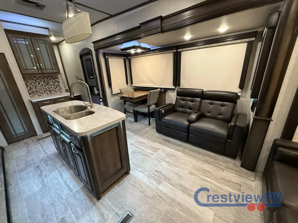 2019 Keystone RV Montana 3120RL photo 7