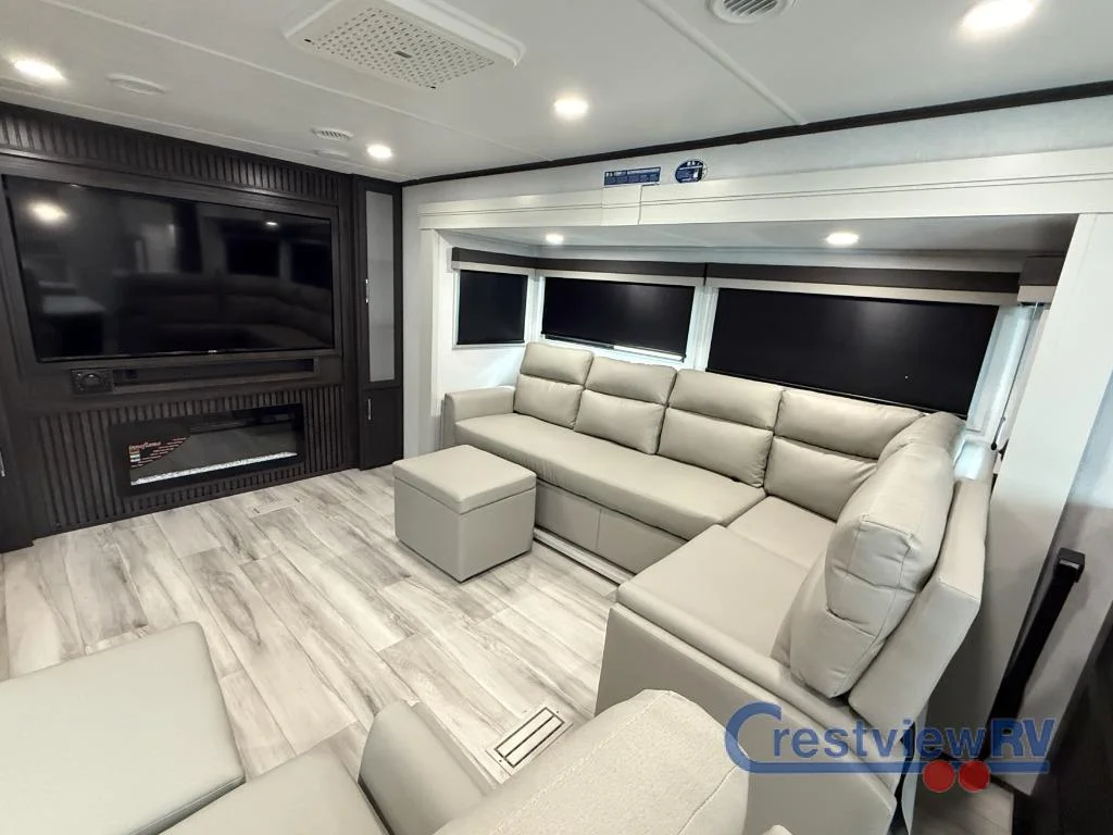 2026 Keystone RV Alpine Avalanche Edition 381DL photo 5