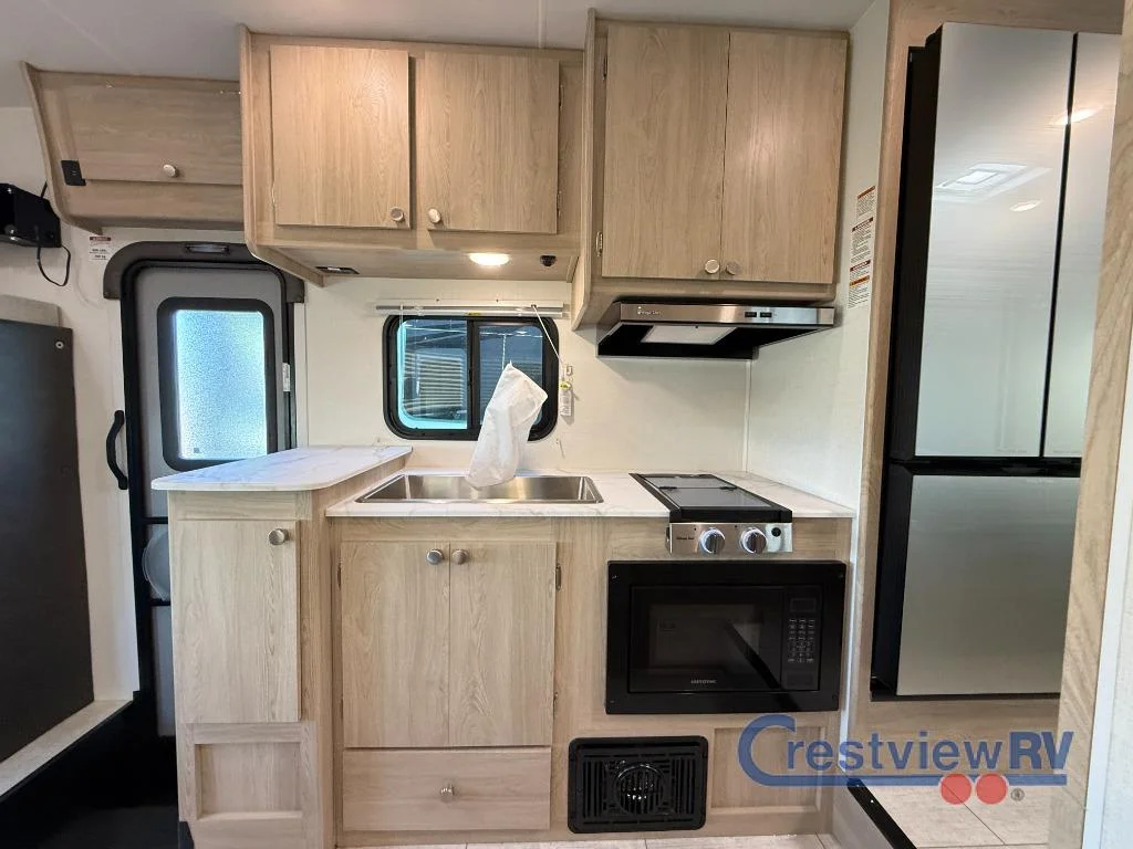 2026 Coachmen Leprechaun 210RSS Chevy 3500 photo 10