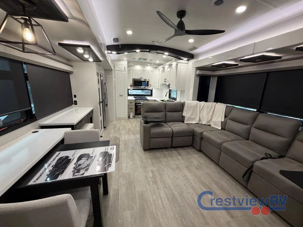 2026 Jayco Pinnacle 38FBRK photo 13