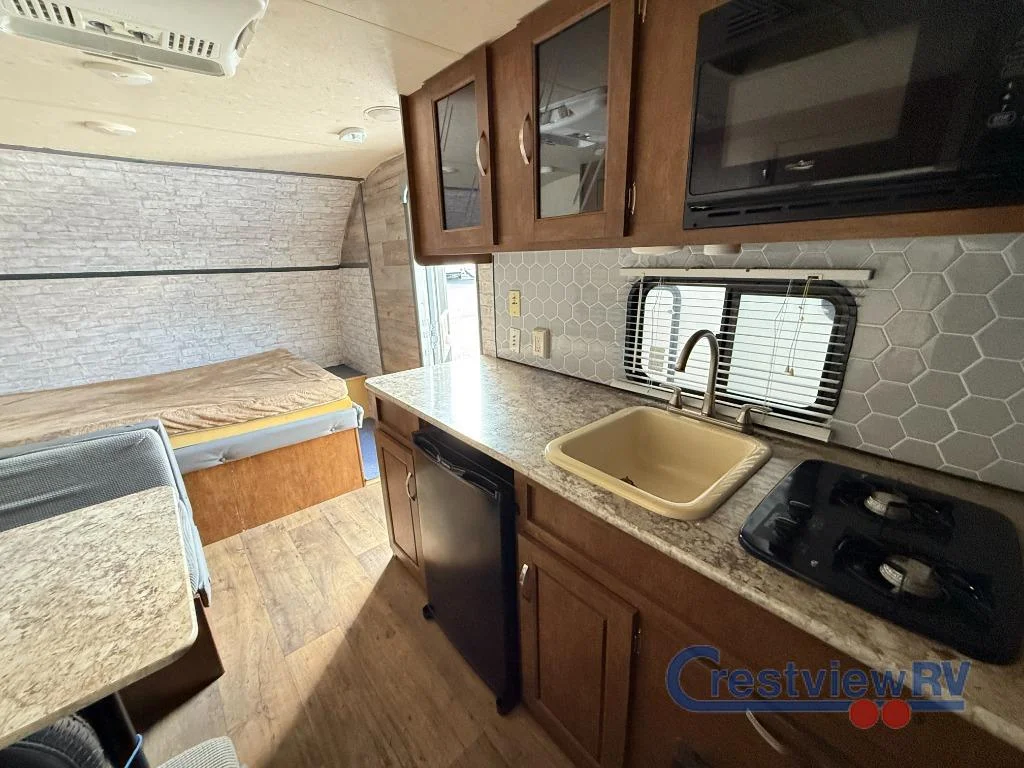 2017 Forest River Salem Cruise Lite FSX 196BH photo 5