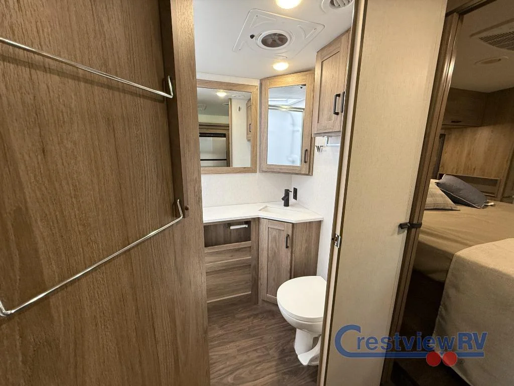 2026 Winnebago Sunstar 29V photo 17