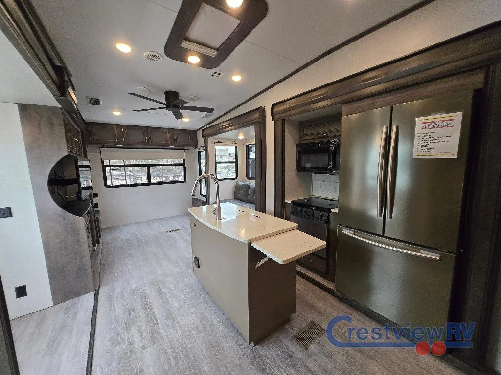 2018 Keystone Montana High Country 345RL photo 14