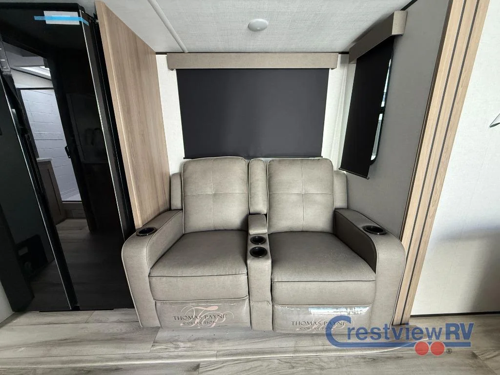 2026 Keystone RV Coleman Legacy 1905RB photo 7