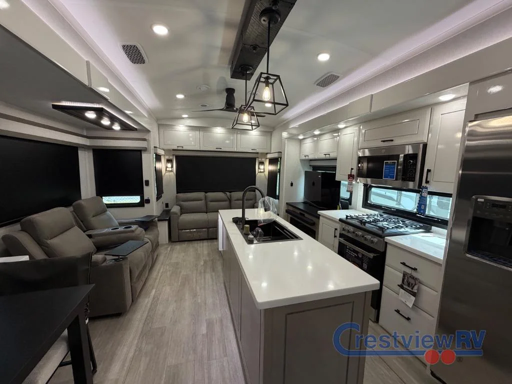 2026 Jayco Pinnacle 36FBTS photo 20