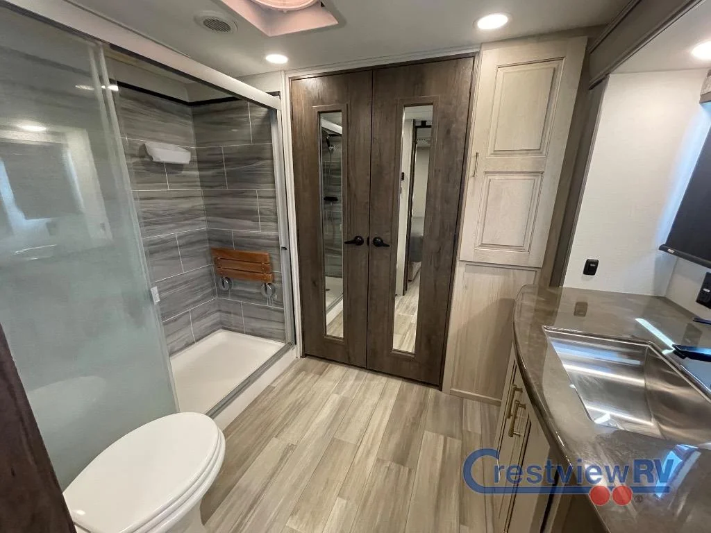 2021 Alliance RV Paradigm 370FB photo 26