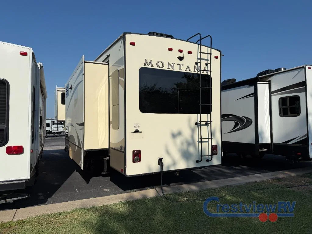 2019 Keystone RV Montana 3120RL photo 24