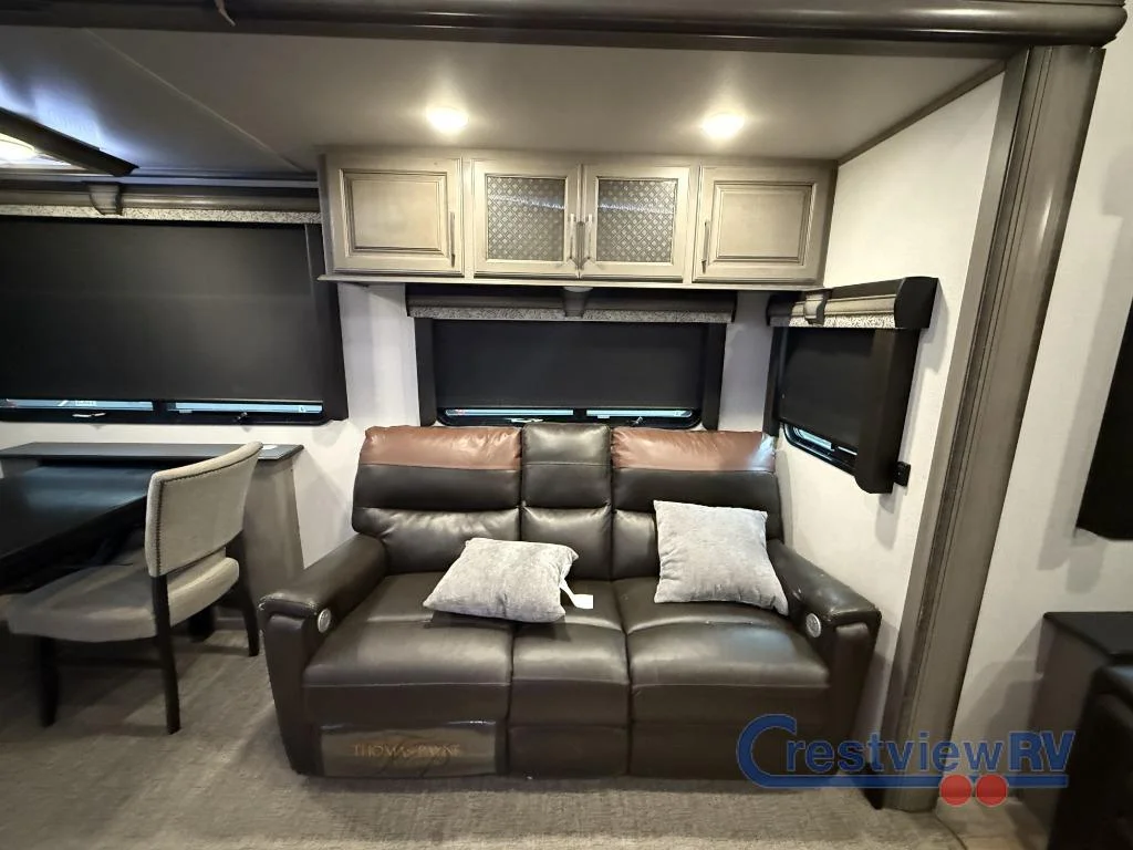 2020 Keystone Montana 3813MS photo 9