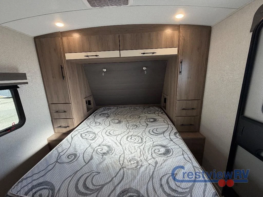 2024 Grand Design Imagine 3210BH photo 29