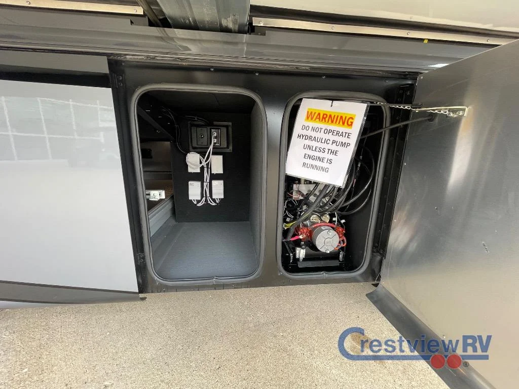 2026 Tiffin Motorhomes Phaeton 40 IH photo 21